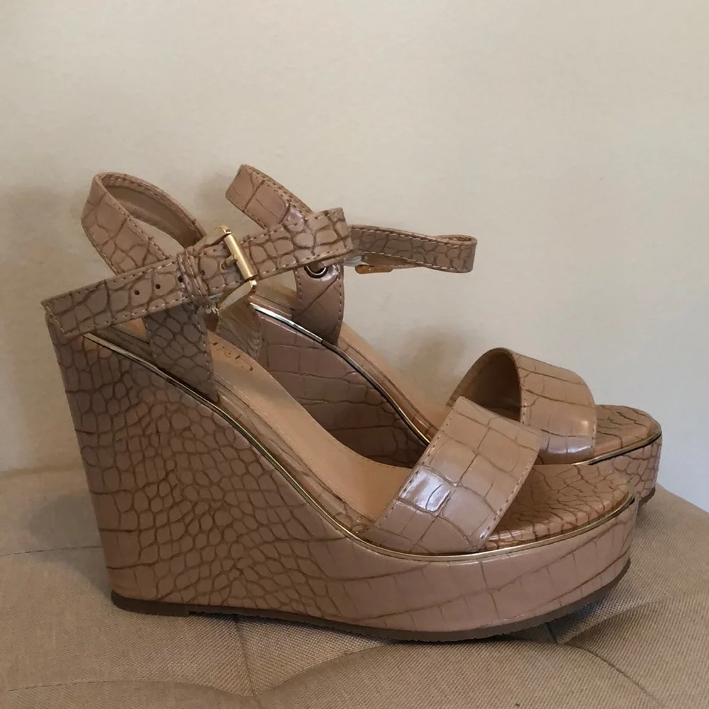 Women's Nude Croc-Embossed Wedge Sandals